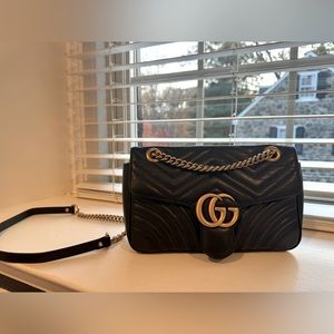 Gucci GG MARMONT SMALL SHOULDER BAG